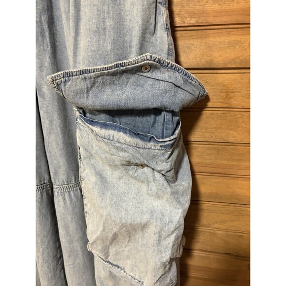 Free People Out Of Office Women’s Wide Leg Cargo Jeans Size M Comfort Boho - Picture 4 of 15